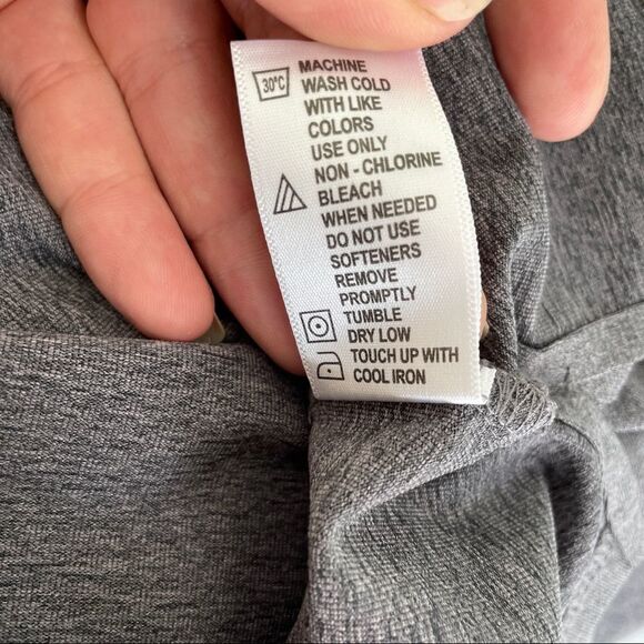 Pebble Beach Women’s Grey V-Neck PerformanceGolf Polo Shirt Size XL - Picture 6 of 6